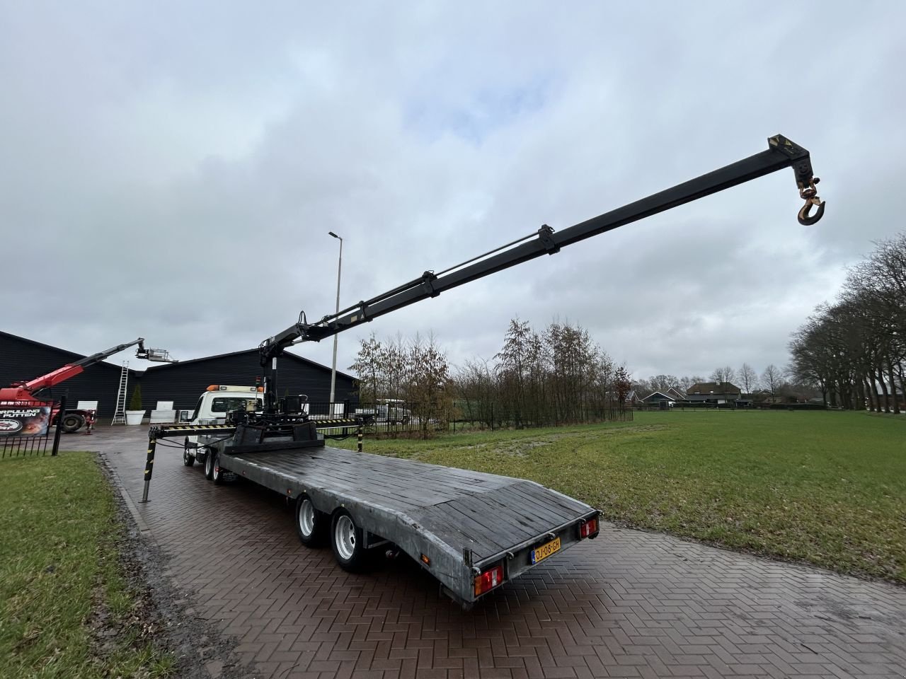 PKW-Anhänger van het type Sonstige be combinatie iveco 40C17 jeep- be combinatie iveco 40C17 jeep- -as met kraan HIAB veldhuizen, Gebrauchtmaschine in Putten (Foto 7)