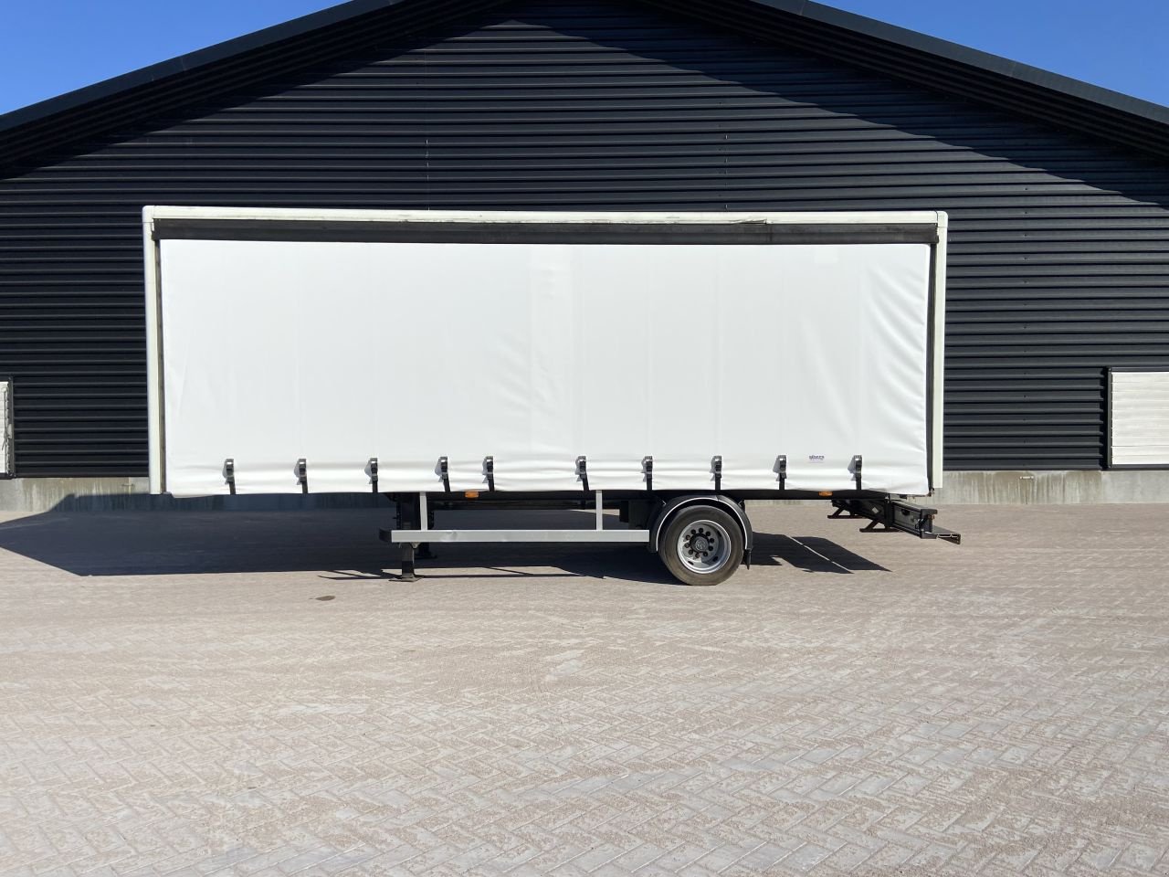 PKW-Anhänger tip Sonstige Be Oplegger 7.5 ton bunk Be Oplegger 7.5 ton bunk 1 kant schuifzeilen. luifel, Gebrauchtmaschine in Putten (Poză 1)
