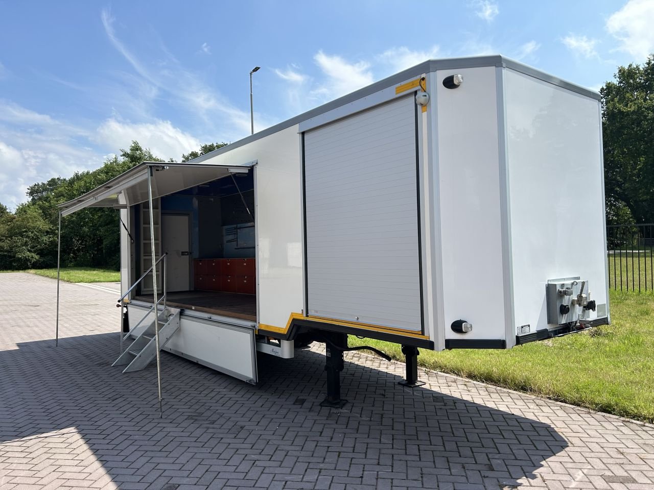 PKW-Anhänger tip Sonstige be oplegger met div doeleinden verkoop promotie trailer, Gebrauchtmaschine in Putten (Poză 3)