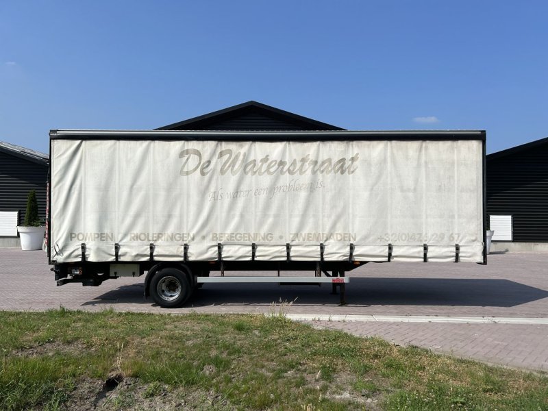 PKW-Anhänger του τύπου Sonstige be oplegger noyens 6.7 ton be oplegger noyens 6.7 ton schuifzeilen met laadklep 1000 k, Gebrauchtmaschine σε Putten (Φωτογραφία 1)