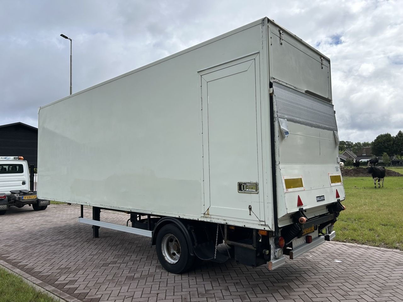 PKW-Anhänger typu Sonstige Be oplegger QUALITY TRAILERS gesloten 7990 kg met laadklep, Gebrauchtmaschine w Putten (Zdjęcie 7)