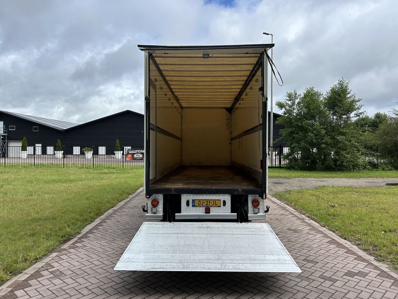 PKW-Anhänger tipa Sonstige Be oplegger QUALITY TRAILERS gesloten 7990 kg met laadklep, Gebrauchtmaschine u Putten (Slika 9)