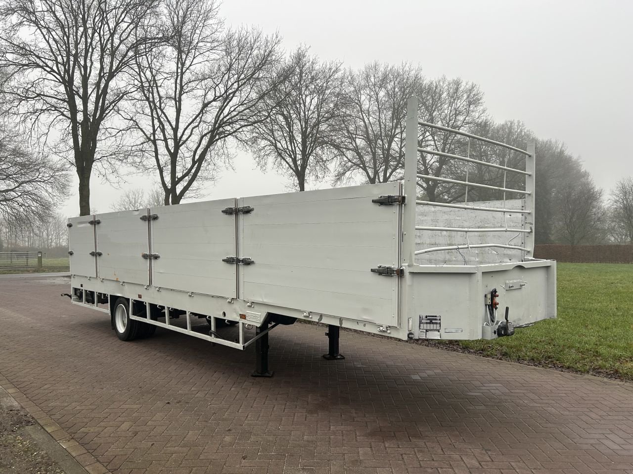 PKW-Anhänger del tipo Sonstige be oplegger vlak met laadklep Dhollandia 1000 kg, Gebrauchtmaschine In Putten (Immagine 4)