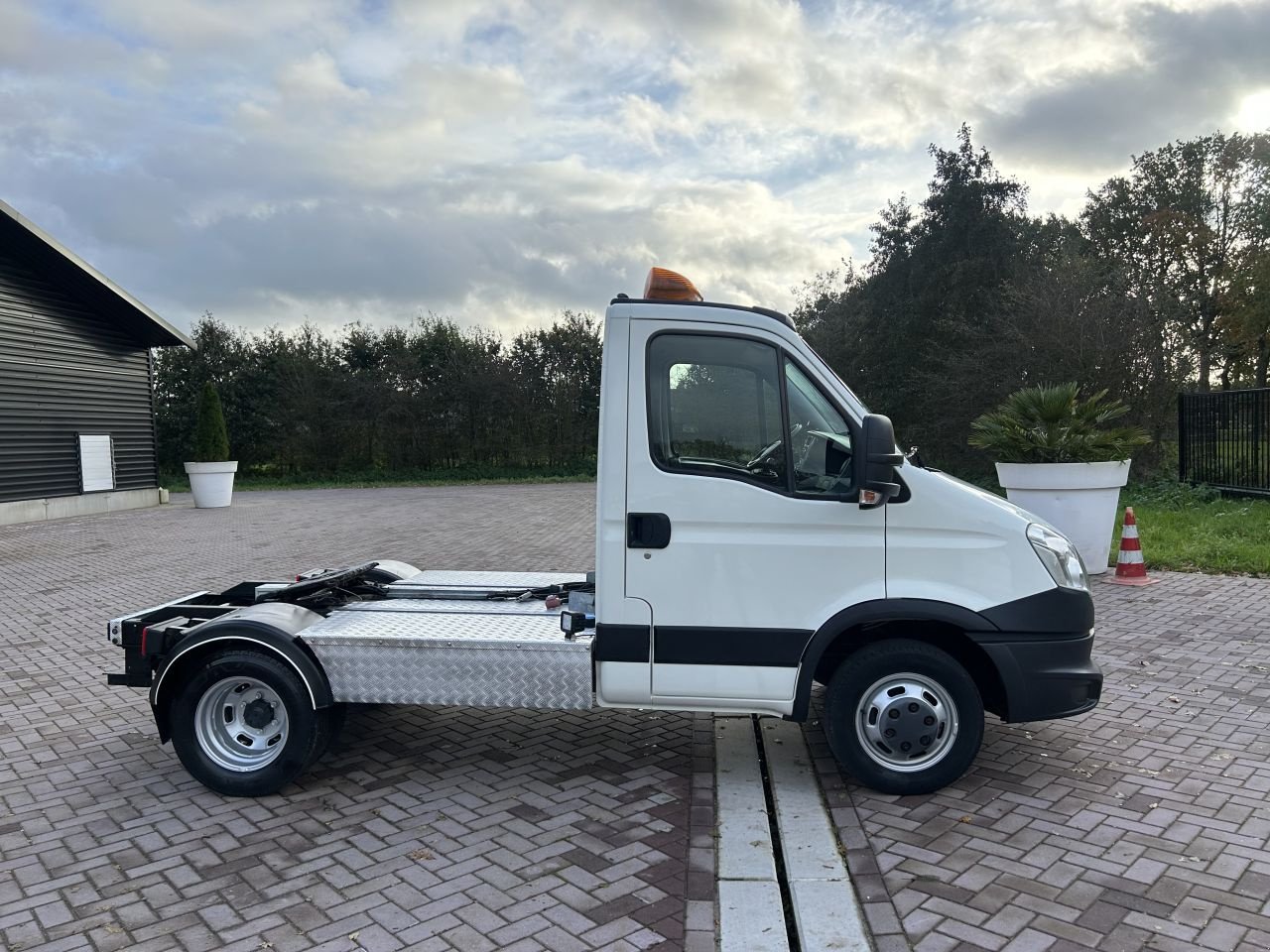 PKW-Anhänger Türe ait Sonstige be trekker 10 ton Iveco Daily 40C17 euro 5 83.327 km, Gebrauchtmaschine içinde Putten (resim 4)