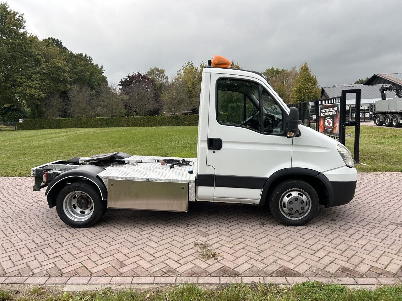 PKW-Anhänger du type Sonstige be trekker 12 ton Iveco Daily 35C17 met trekhaak euro 5, Gebrauchtmaschine en Putten (Photo 4)