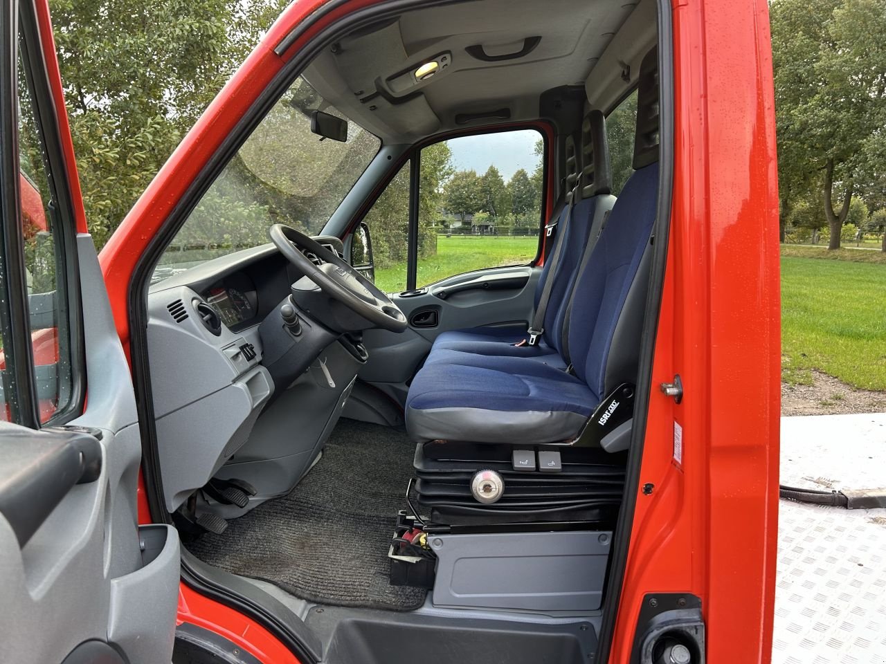 PKW-Anhänger van het type Sonstige be trekker 12 ton Iveco Daily 50c15, Gebrauchtmaschine in Putten (Foto 10)