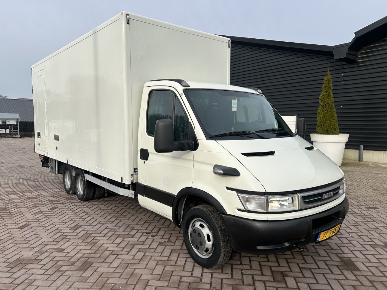 PKW-Anhänger του τύπου Sonstige be trekker 7.5 ton Iveco Daily be trekker 7.5 ton Iveco Daily 40c17 Clixtar met laadklep 1000, Gebrauchtmaschine σε Putten (Φωτογραφία 1)