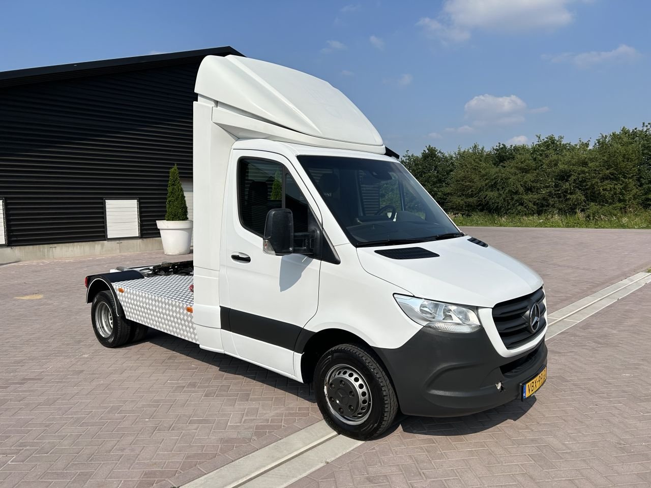 PKW-Anhänger van het type Sonstige be trekker 8 ton euro 6 Mercedes Sprinter 519 v6, Gebrauchtmaschine in Putten (Foto 1)