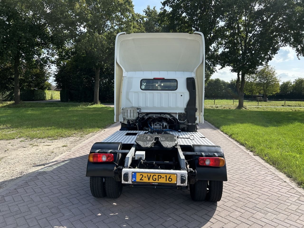 PKW-Anhänger van het type Sonstige be trekker 8.4 TON Mitsubishi Canter Fuso 3C15, Gebrauchtmaschine in Putten (Foto 5)