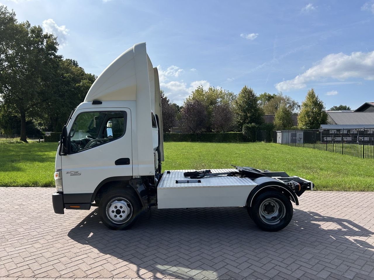 PKW-Anhänger des Typs Sonstige be trekker 8.4 TON Mitsubishi Canter Fuso 3C15, Gebrauchtmaschine in Putten (Bild 3)