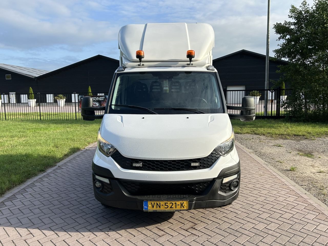 PKW-Anhänger van het type Sonstige be trekker 8.8 ton Iveco Daily 40C21 met dubbele cabine, Gebrauchtmaschine in Putten (Foto 5)