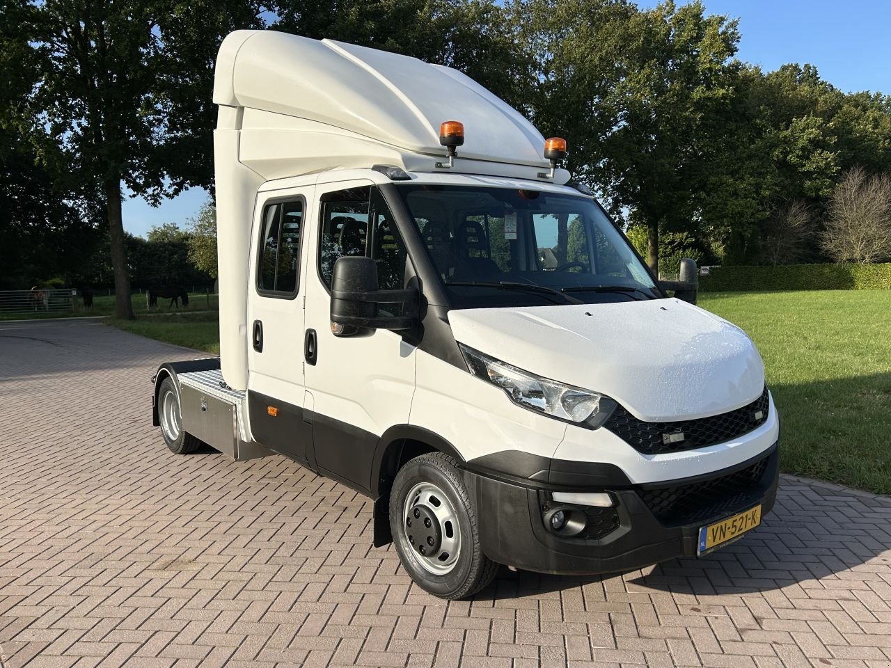 PKW-Anhänger Türe ait Sonstige be trekker 8.8 ton Iveco Daily 40C21 met dubbele cabine, Gebrauchtmaschine içinde Putten (resim 2)