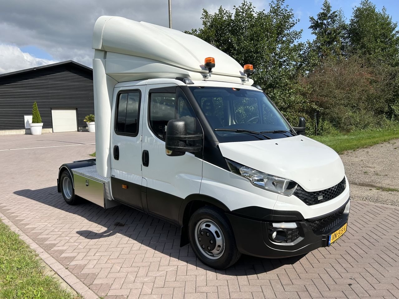 PKW-Anhänger van het type Sonstige be trekker 8.8 ton Iveco Daily 40C21 met dubbele cabine, Gebrauchtmaschine in Putten (Foto 1)