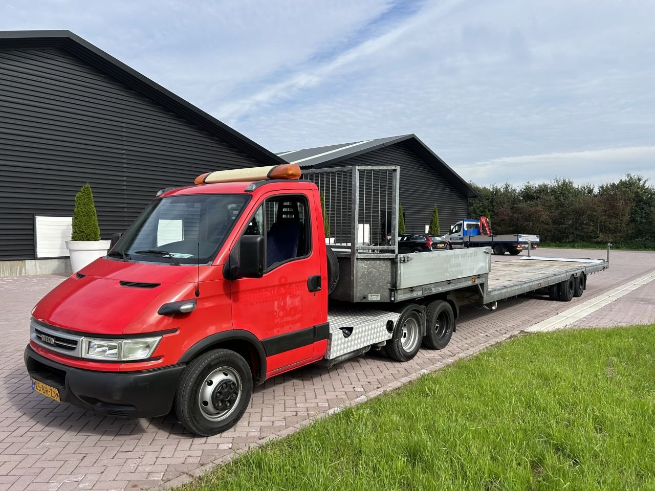 PKW-Anhänger of the type Sonstige be trekker Iveco 35C17 14 ton be trekker Iveco 35C17 14 ton be oplegger met knikvloer, Gebrauchtmaschine in Putten (Picture 3)