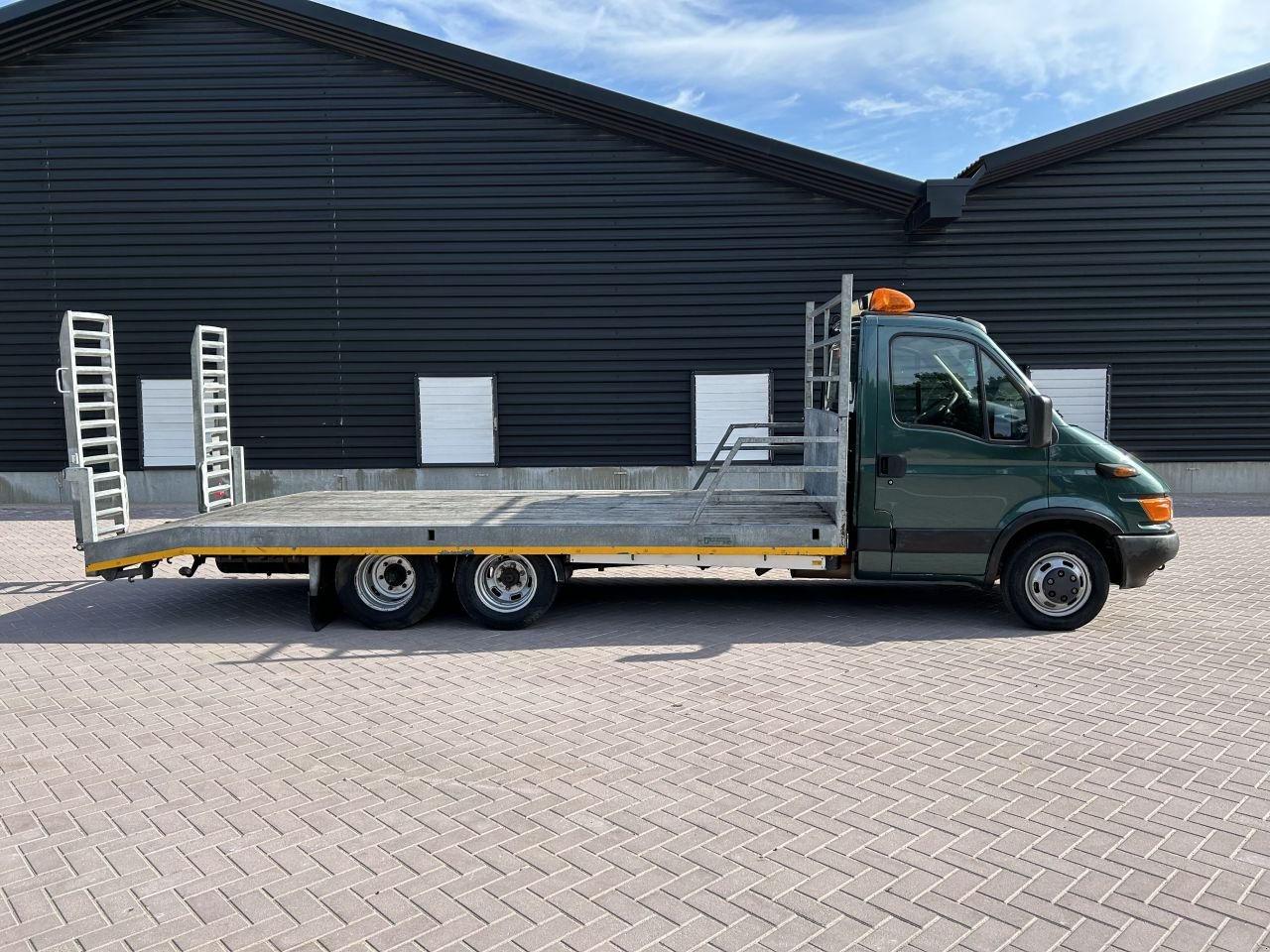 PKW-Anhänger van het type Sonstige be trekker iveco 40C15 clixtar oprijwagen laadvermogen 3.600 kg, Gebrauchtmaschine in Putten (Foto 3)