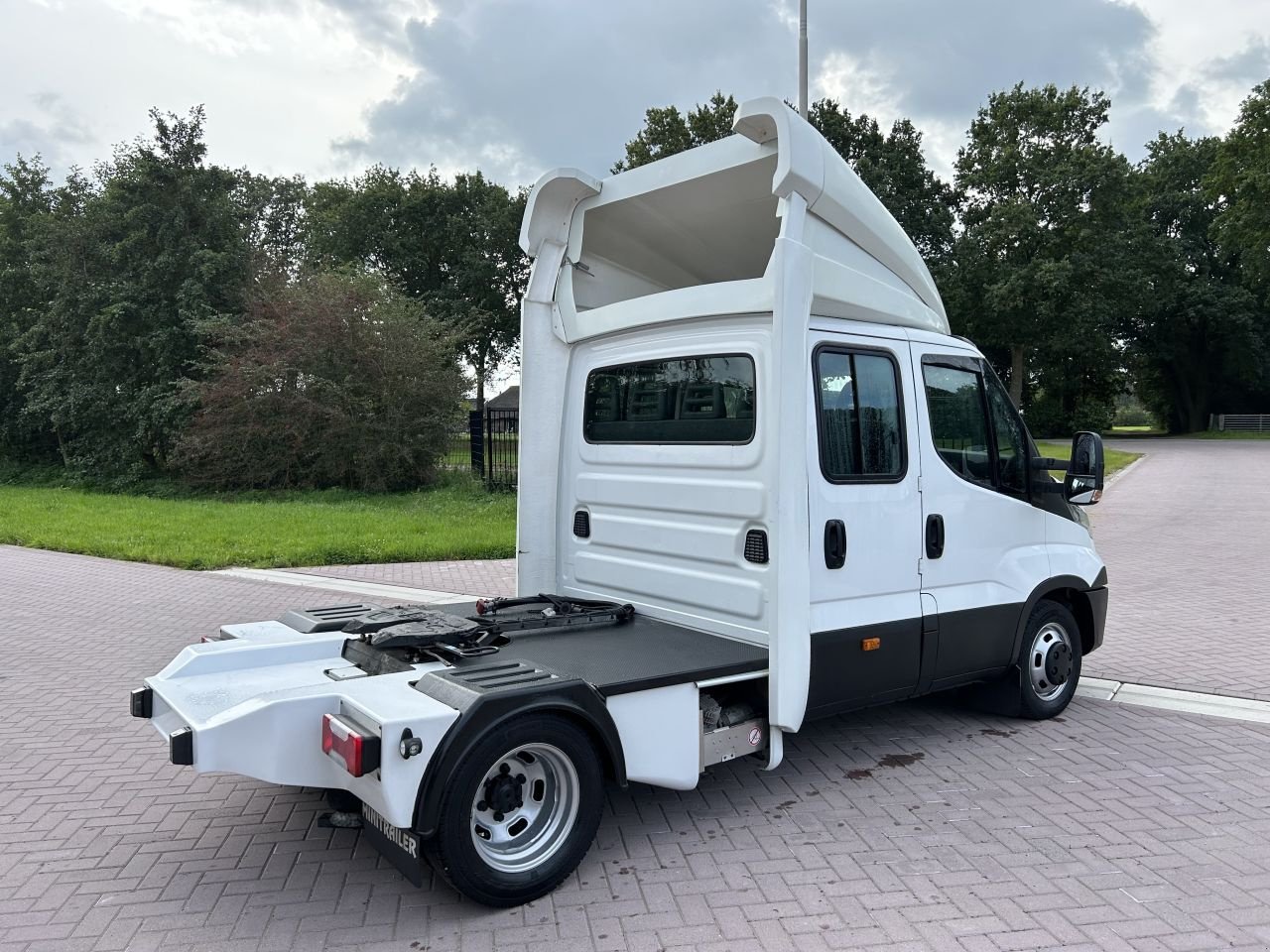 PKW-Anhänger типа Sonstige be trekker Iveco 40C21 Hi Matic 40C21 automaat, Gebrauchtmaschine в Putten (Фотография 5)