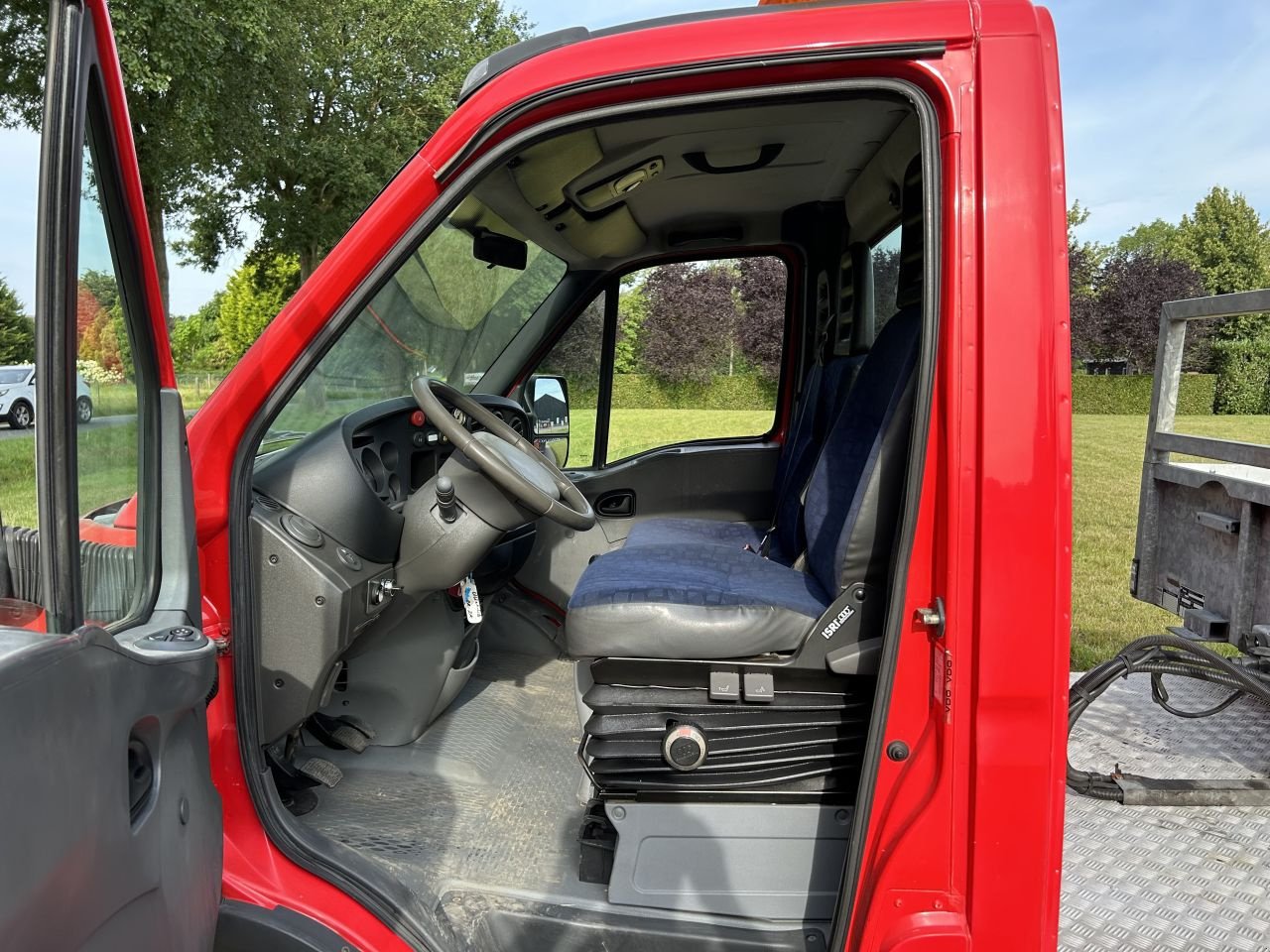 PKW-Anhänger of the type Sonstige be trekker Iveco Daily 35C17 - Jeeb-as vlakke oplegger, Gebrauchtmaschine in Putten (Picture 11)