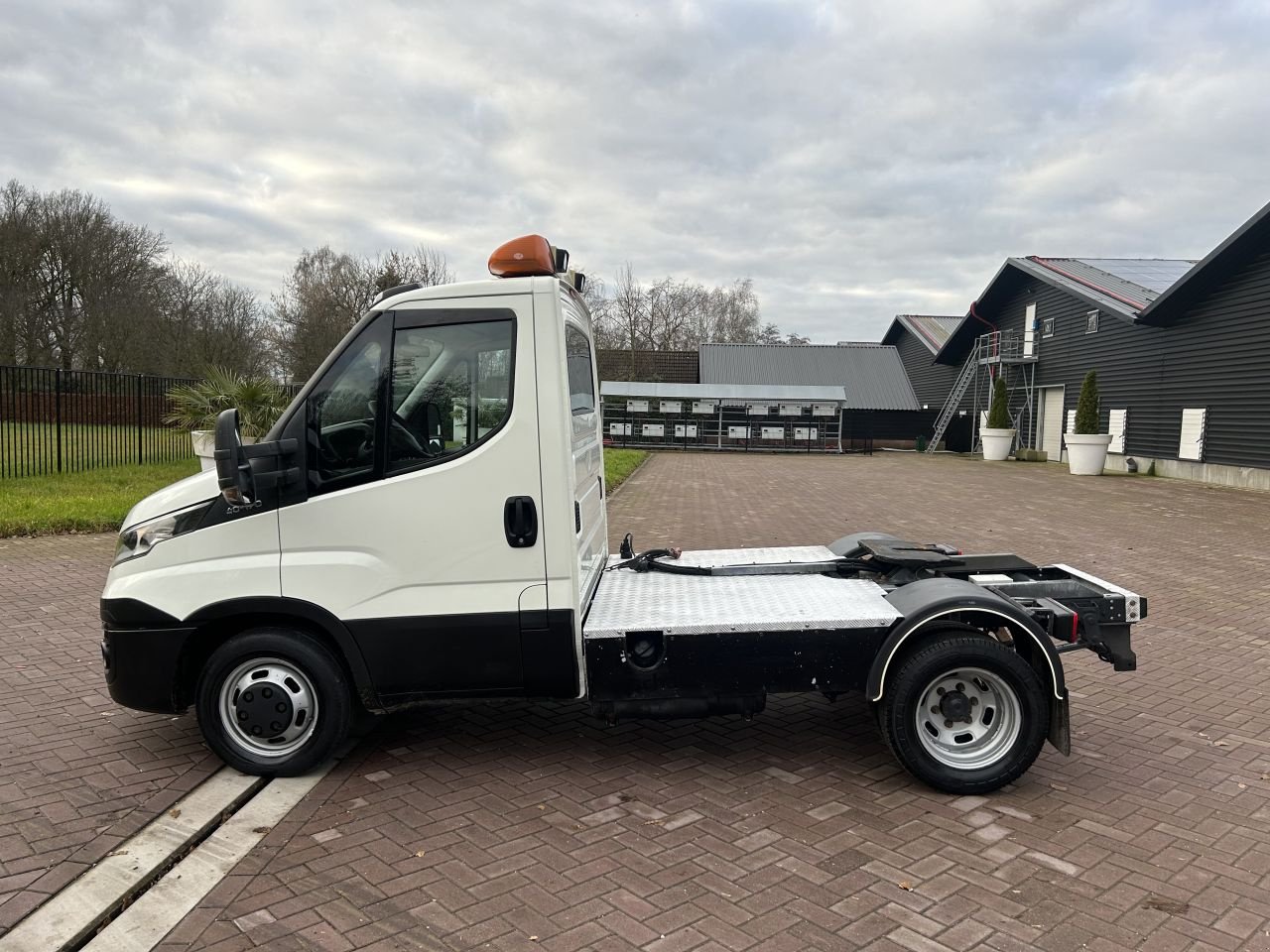 PKW-Anhänger van het type Sonstige be trekker Iveco Daily 40C17 be trekker Iveco Daily 40C17 10 ton euro 5, Gebrauchtmaschine in Putten (Foto 3)