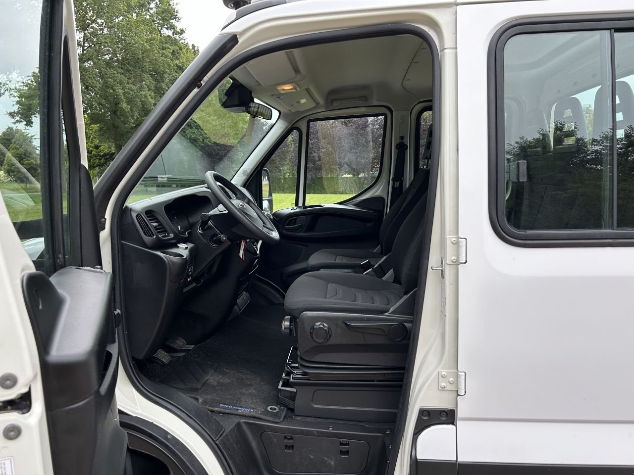 PKW-Anhänger of the type Sonstige be trekker Iveco Daily 40C21 met dubbele cabine 8.8 ton euro, Gebrauchtmaschine in Putten (Picture 10)