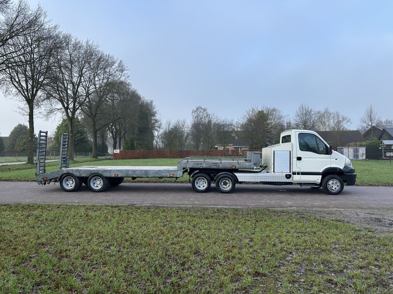 PKW-Anhänger tipa Sonstige be trekker renault 160-35 jeep oplegger Veldhuizen 9320 kg, Gebrauchtmaschine u Putten (Slika 2)