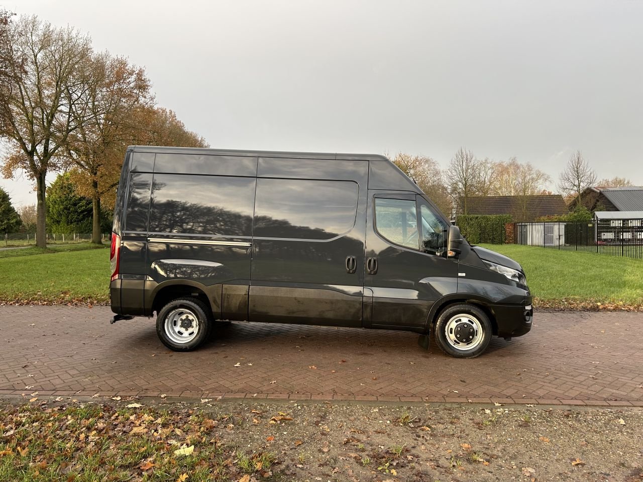 PKW-Anhänger van het type Sonstige Iveco Daily 40c17 lucht geremd 10 ton totaal EURO 5, Gebrauchtmaschine in Putten (Foto 4)