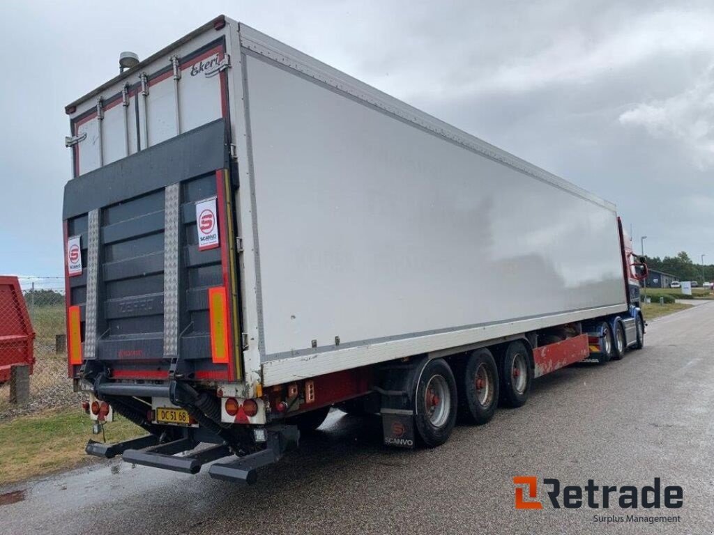 PKW-Anhänger tip Sonstige Lukket kasse TTS3LL 3-akslet køletrailer med sidedøre, Gebrauchtmaschine in Rødovre (Poză 4)