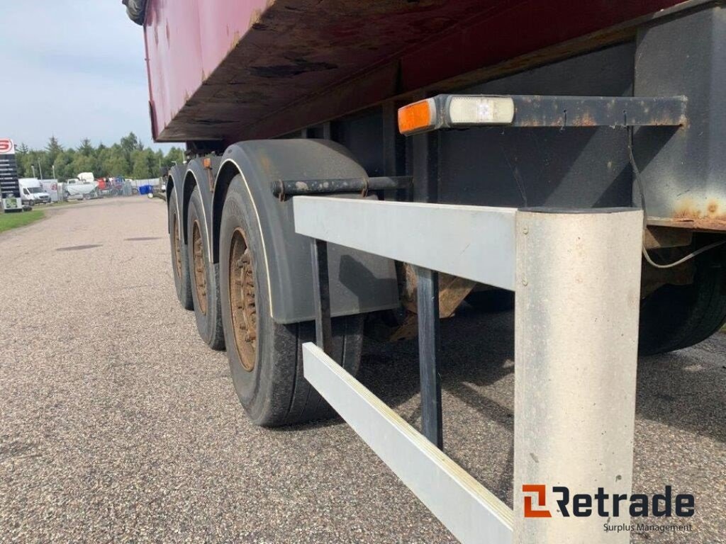 PKW-Anhänger des Typs Sonstige MJS 3-akslet og isoleret kærre med tip / truck bed with tip, Gebrauchtmaschine in Rødovre (Bild 3)