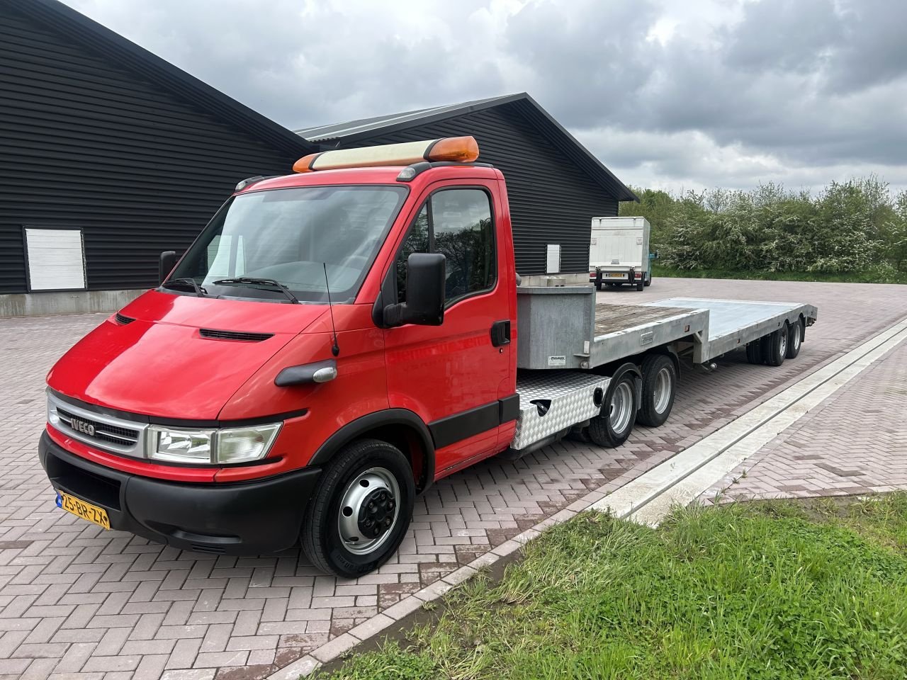 PKW-Anhänger van het type Sonstige Wij zoeken BE trekker Iveco Wij zoeken BE trekker Iveco Kuiper mercedes veldhuizen, Gebrauchtmaschine in Putten (Foto 8)