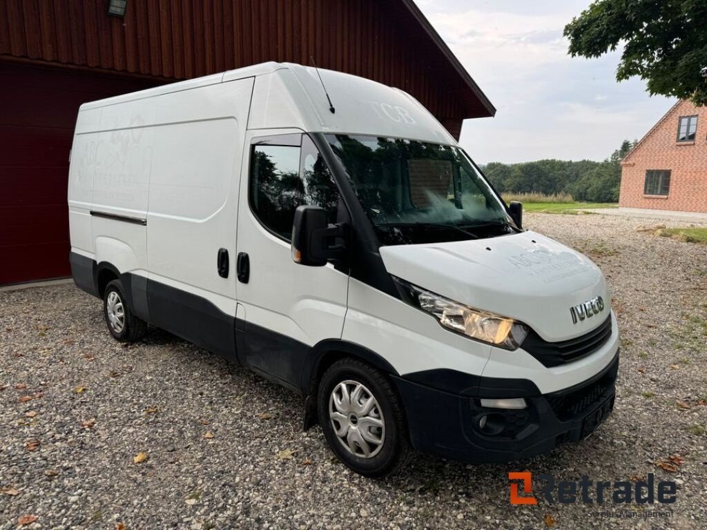 PKW/LKW Türe ait Iveco Daily  35S18, Gebrauchtmaschine içinde Rødovre (resim 3)