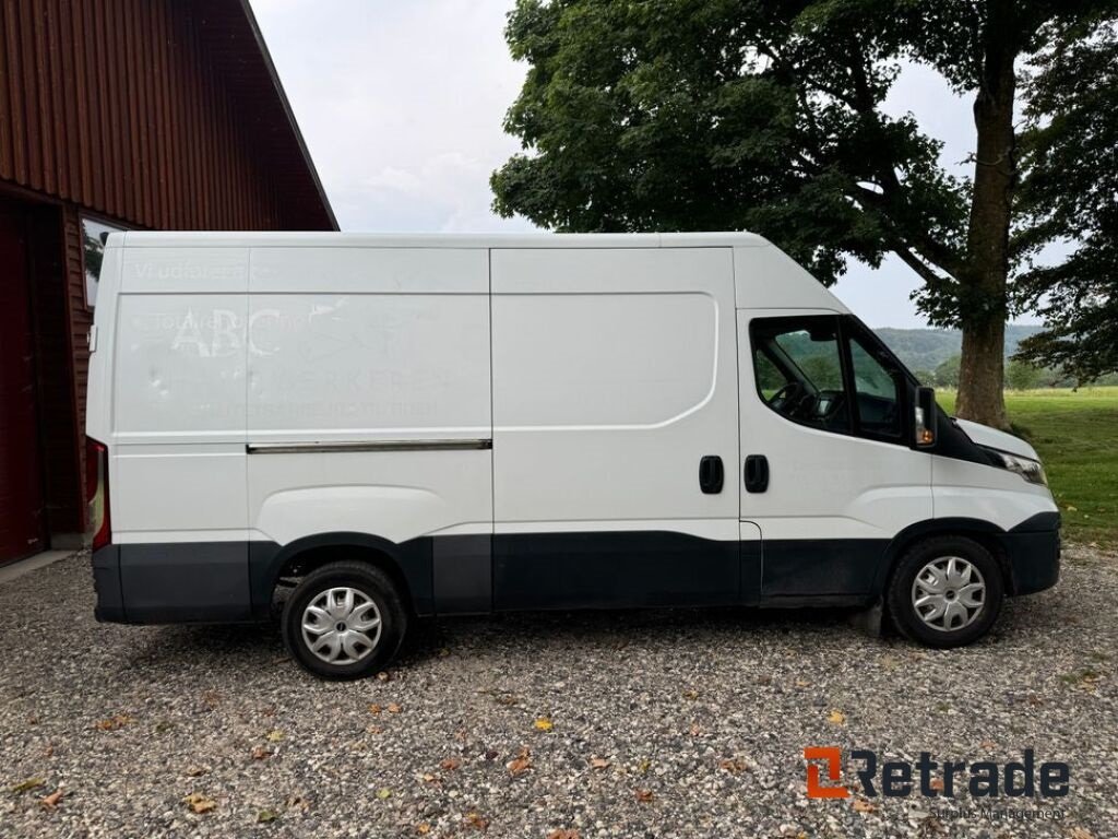 PKW/LKW Türe ait Iveco Daily  35S18, Gebrauchtmaschine içinde Rødovre (resim 4)