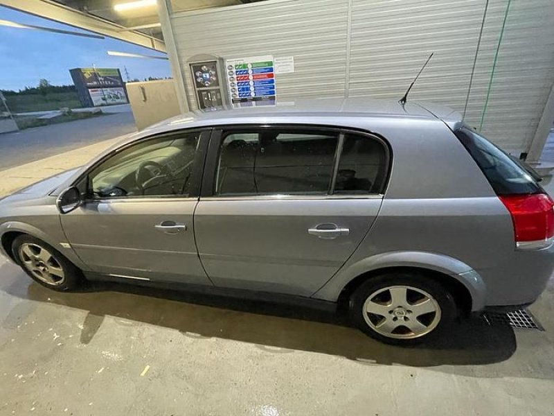 PKW/LKW a típus Opel Signum 2.2 DTI, Gebrauchtmaschine ekkor: Brunn an der Wild (Kép 3)