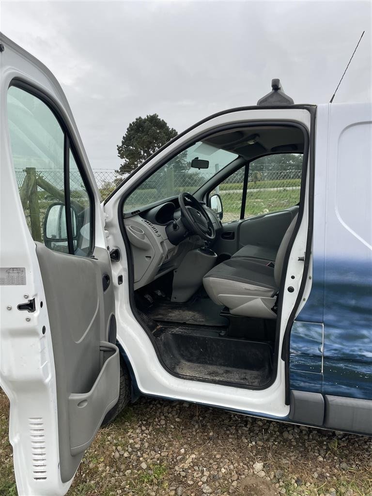 PKW/LKW Türe ait Opel Vivaro 2.0CDTI 114 hk, Gebrauchtmaschine içinde Rødding (resim 4)