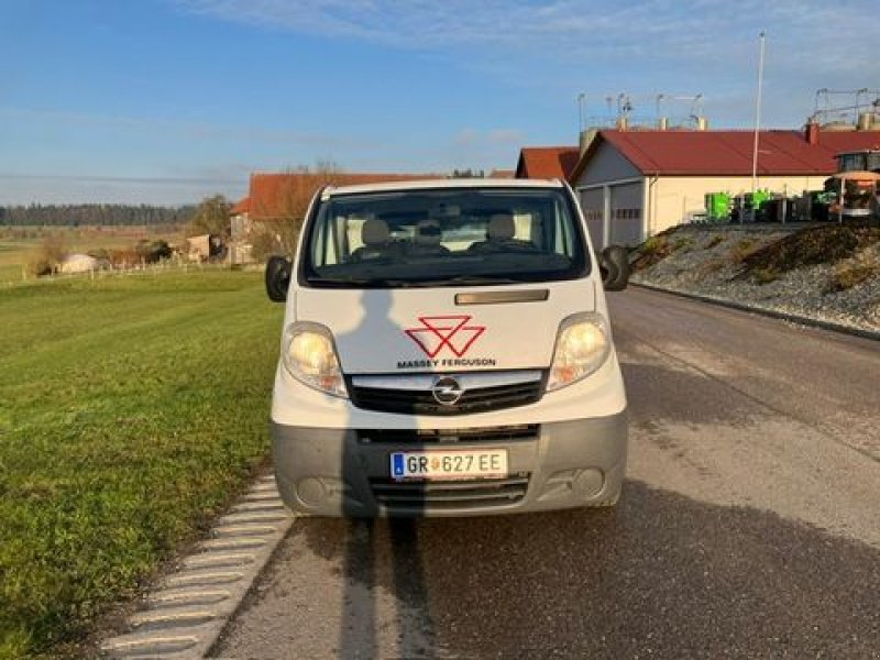 PKW/LKW des Typs Sonstige Bus OPEL-Vivaro, Gebrauchtmaschine in NATTERNBACH (Bild 12)