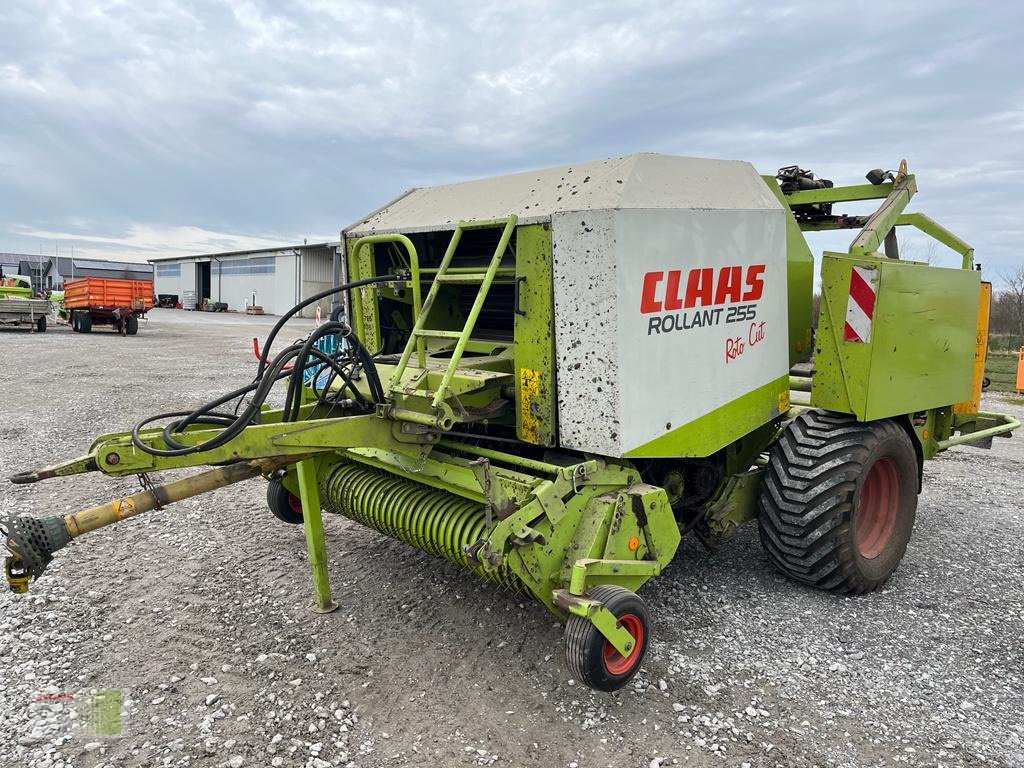 Press-/Wickelkombination Türe ait CLAAS ROLLANT 255 RC UNIWRAP, Gebrauchtmaschine içinde Risum-Lindholm (resim 10)