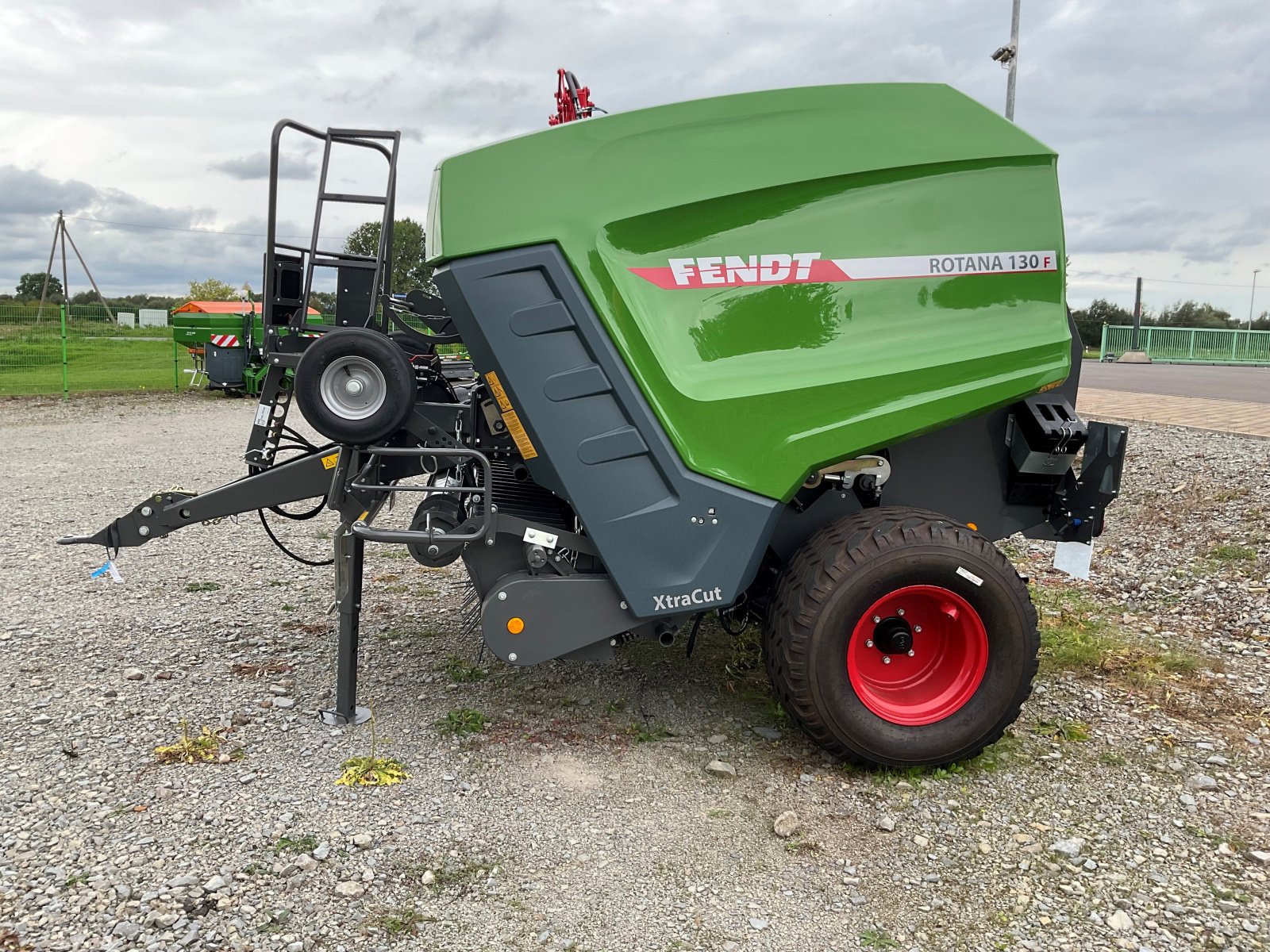 Press-/Wickelkombination Türe ait Fendt Rotana 130 F Xtra - 13 Messer, Neumaschine içinde Weinbergen-Bollstedt (resim 3)