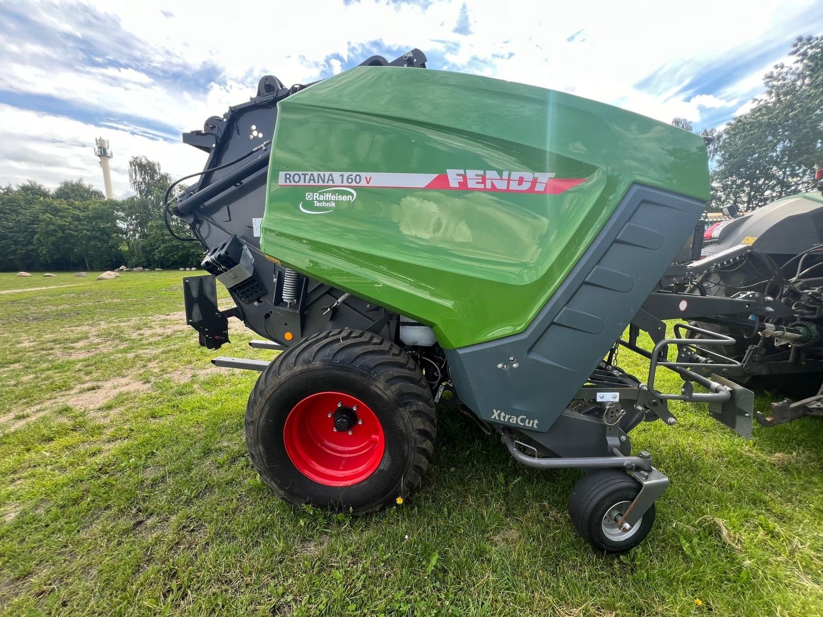 Press-/Wickelkombination des Typs Fendt Rotana 160 V Xtra, Gebrauchtmaschine in Kruckow (Bild 4)