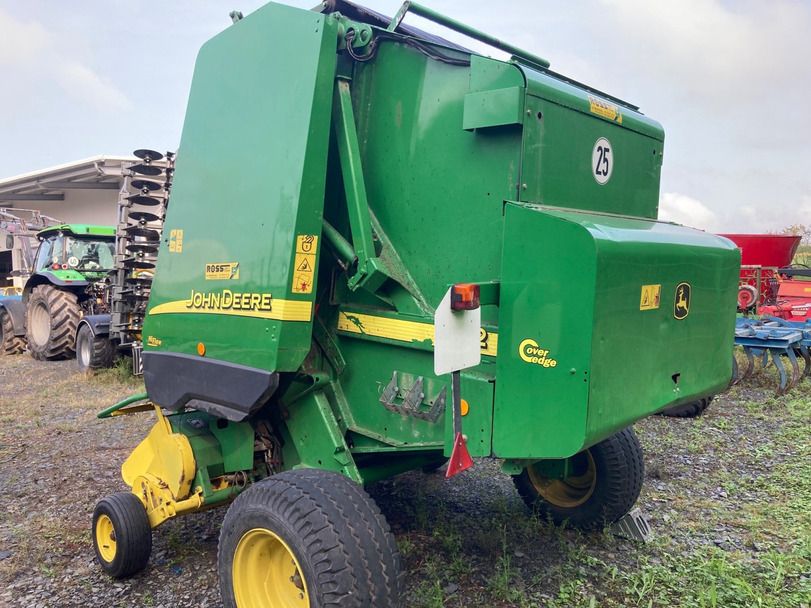 Press-/Wickelkombination typu John Deere 582 Rundballenpresse, Gebrauchtmaschine w Petersberg (Zdjęcie 3)