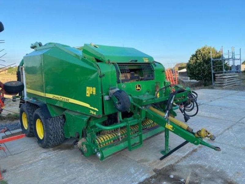 Press-/Wickelkombination za tip John Deere 744 Premium, Gebrauchtmaschine u Sorée (Slika 1)