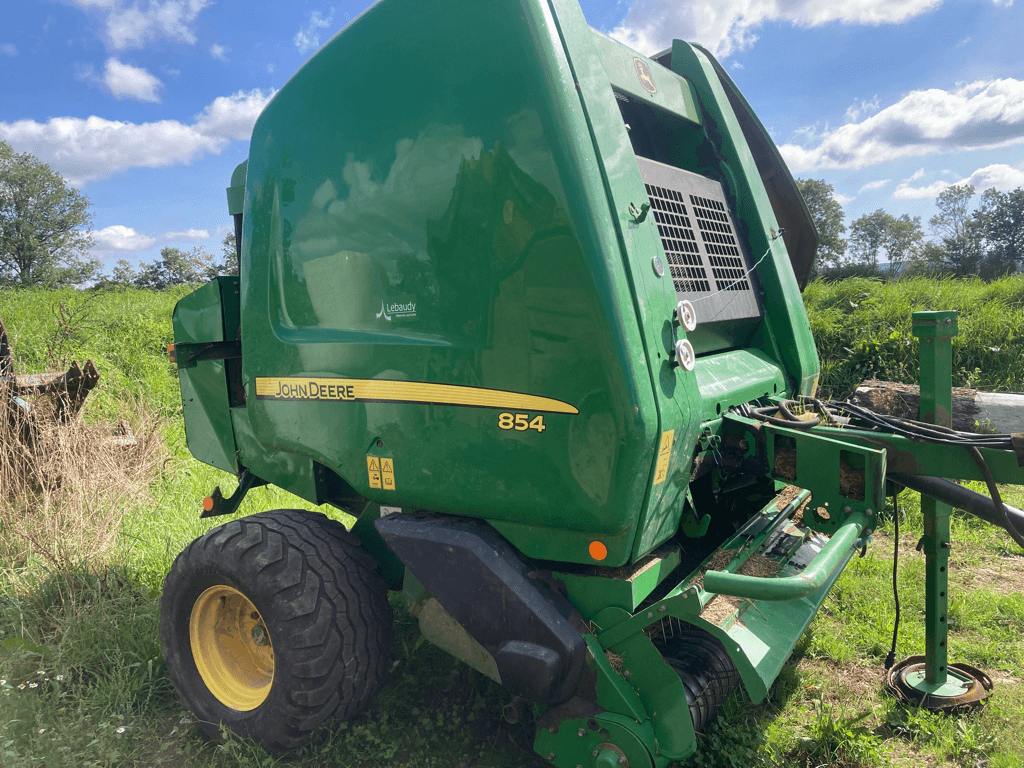 Press-/Wickelkombination a típus John Deere 854, Gebrauchtmaschine ekkor: CINTHEAUX (Kép 2)