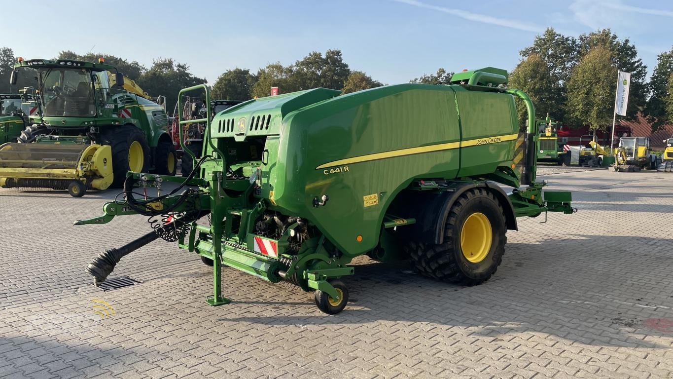 Press-/Wickelkombination van het type John Deere C441R, Gebrauchtmaschine in Aurich (Foto 1)