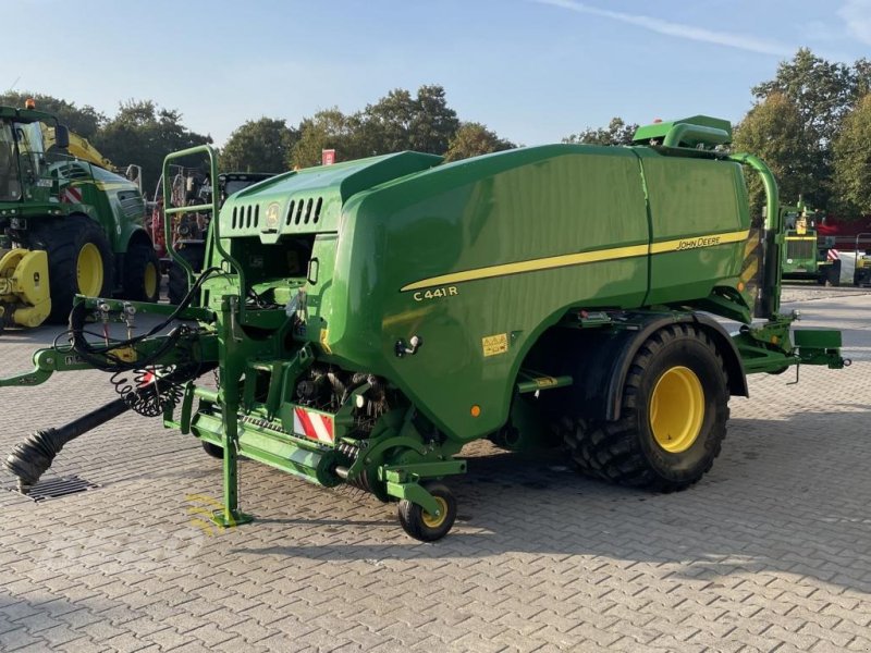 Press-/Wickelkombination del tipo John Deere C441R, Gebrauchtmaschine In Aurich (Immagine 1)