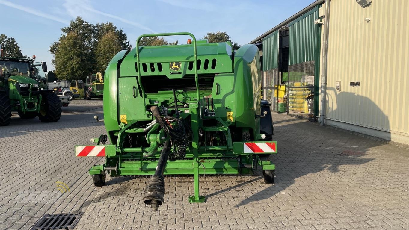 Press-/Wickelkombination of the type John Deere C441R, Gebrauchtmaschine in Aurich (Picture 3)