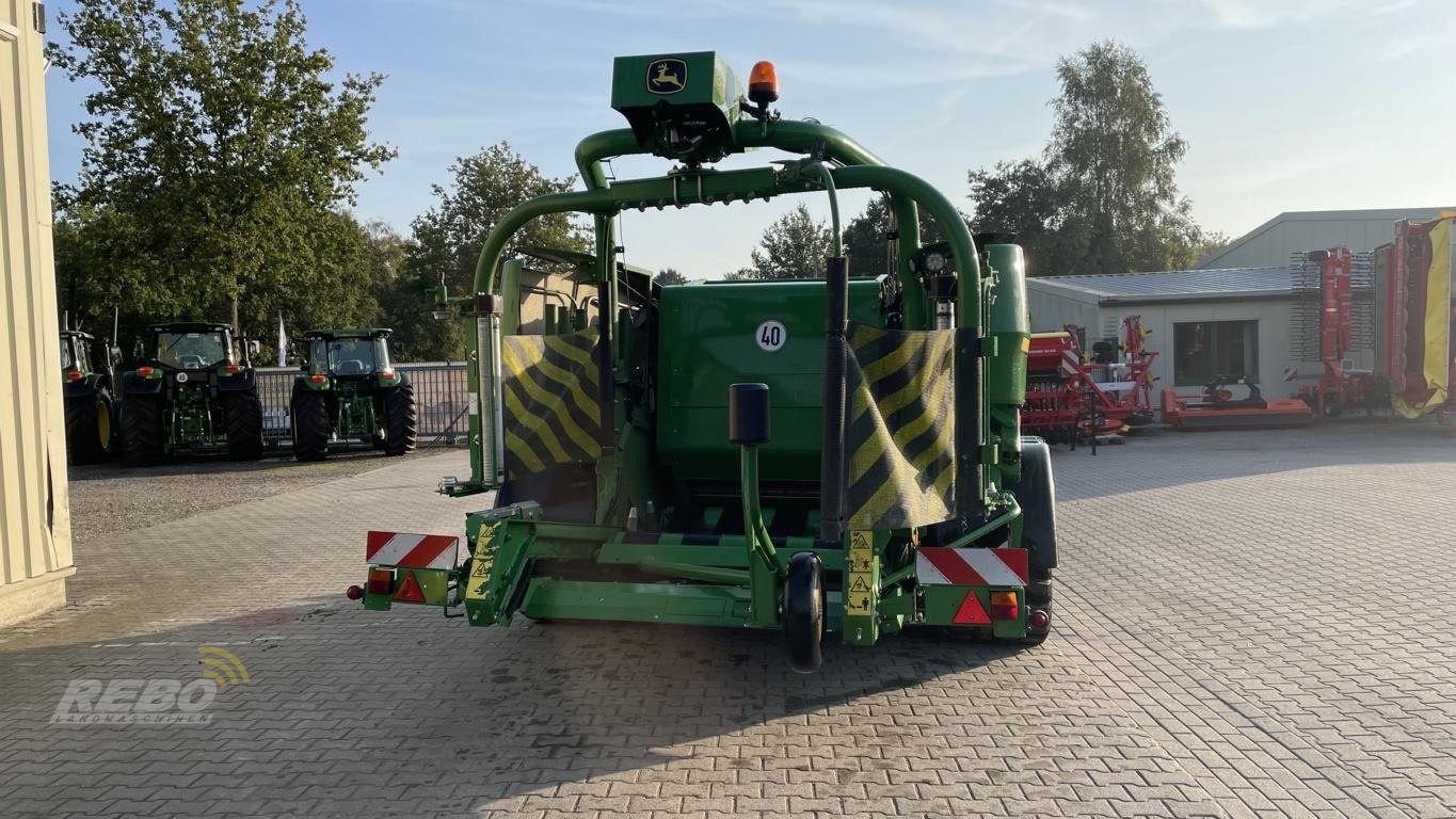 Press-/Wickelkombination des Typs John Deere C441R, Gebrauchtmaschine in Aurich (Bild 4)