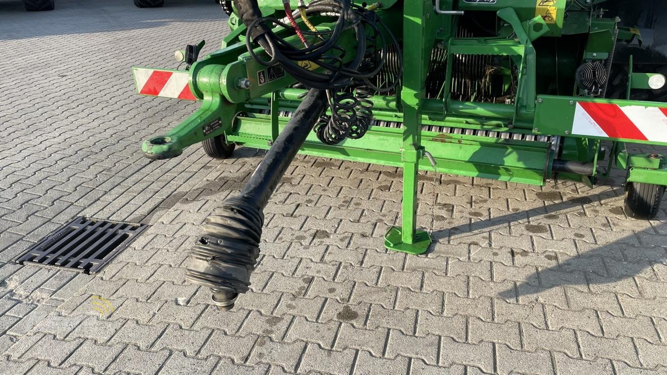 Press-/Wickelkombination of the type John Deere C441R, Gebrauchtmaschine in Aurich (Picture 19)