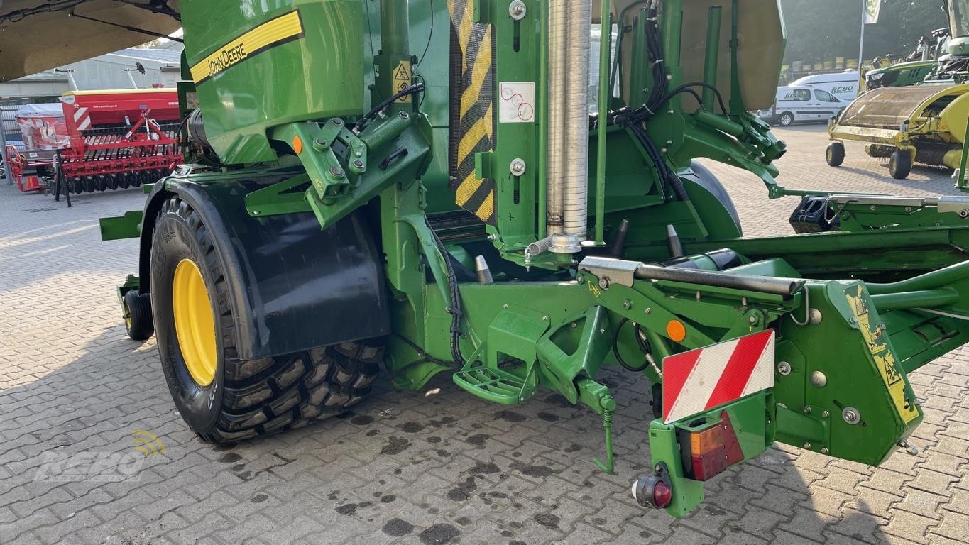 Press-/Wickelkombination van het type John Deere C441R, Gebrauchtmaschine in Aurich (Foto 26)