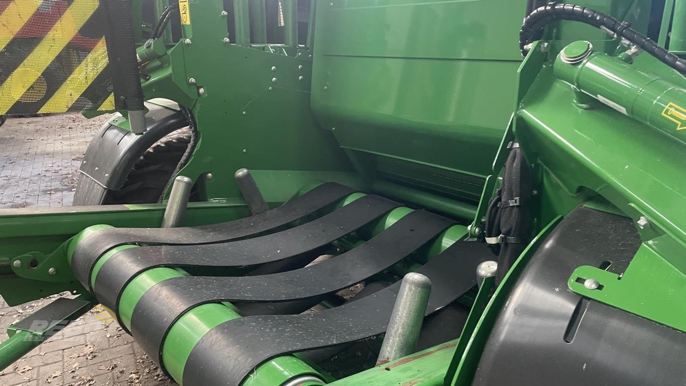 Press-/Wickelkombination a típus John Deere FESTKAMMER-KOMBIPRESSE C441R, Neumaschine ekkor: Aurich (Kép 15)