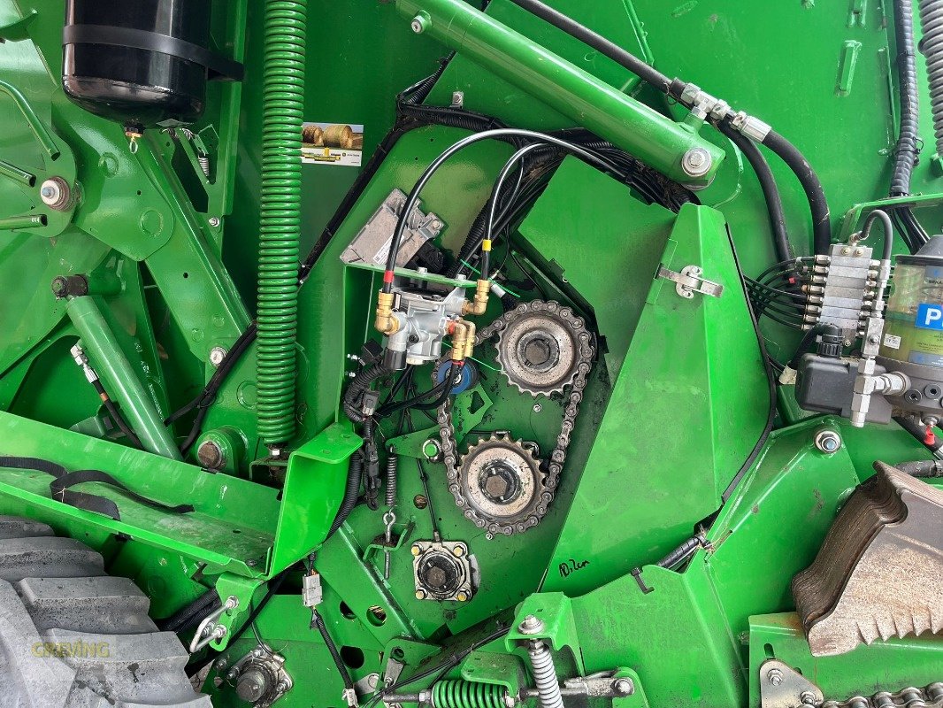 Press-/Wickelkombination typu John Deere V451R, Gebrauchtmaschine w Ahaus (Zdjęcie 15)