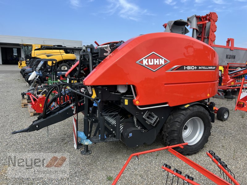 Press-/Wickelkombination tip Kuhn I-BIO+ Intelliwrap, Neumaschine in Bad Waldsee Mennisweiler