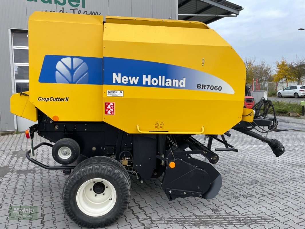 Press-/Wickelkombination del tipo New Holland BR 7060 CropCutter II, Neumaschine In Borgholzhausen (Immagine 11)