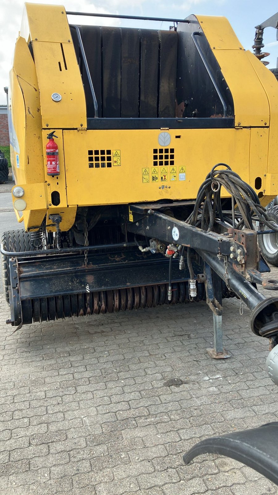 Press-/Wickelkombination of the type New Holland BR 750 A, Gebrauchtmaschine in Itzehoe (Picture 4)